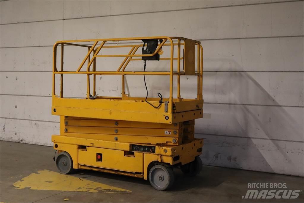 Haulotte Compact 10 Scissor lifts