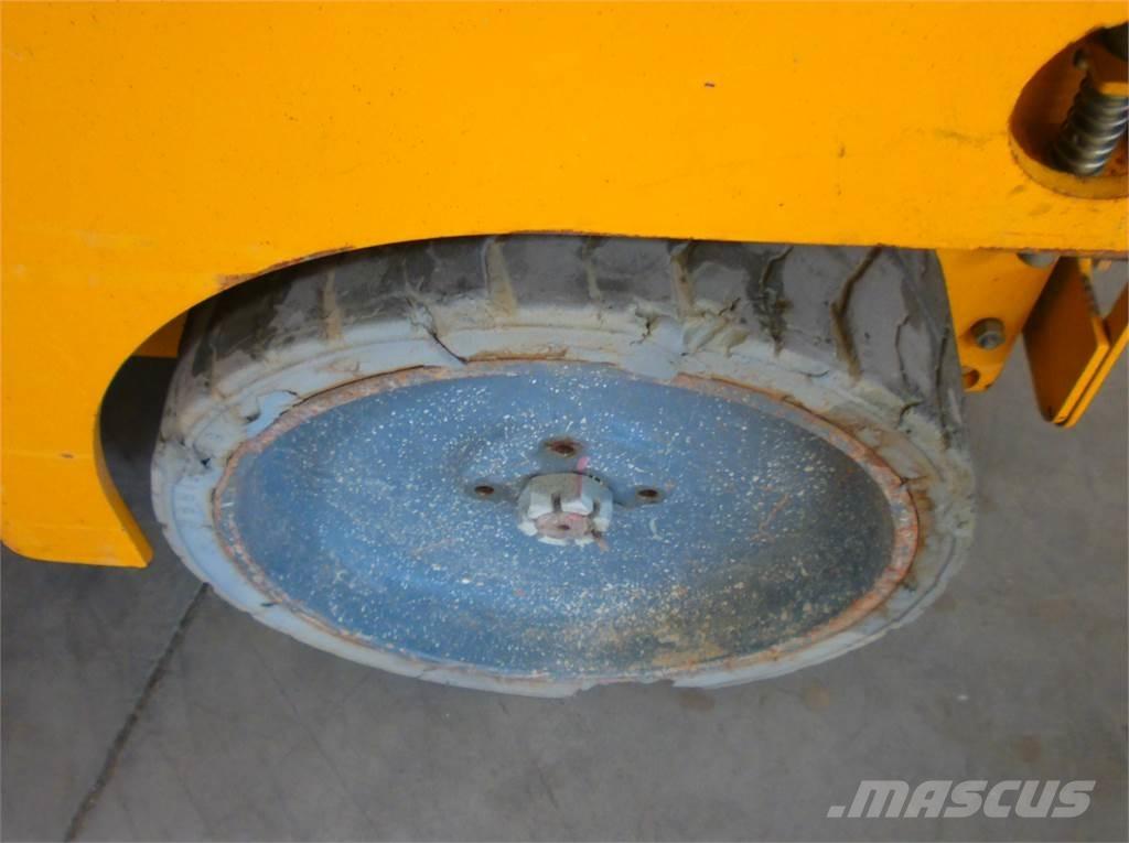 Haulotte Compact 12 Scissor lifts