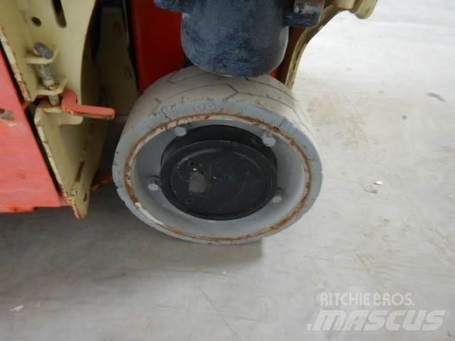 JLG 1230ES Used Personnel lifts and access elevators
