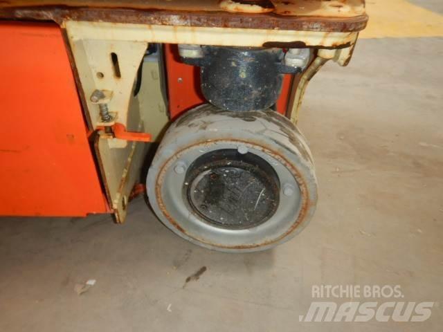 JLG 1230ES Used Personnel lifts and access elevators