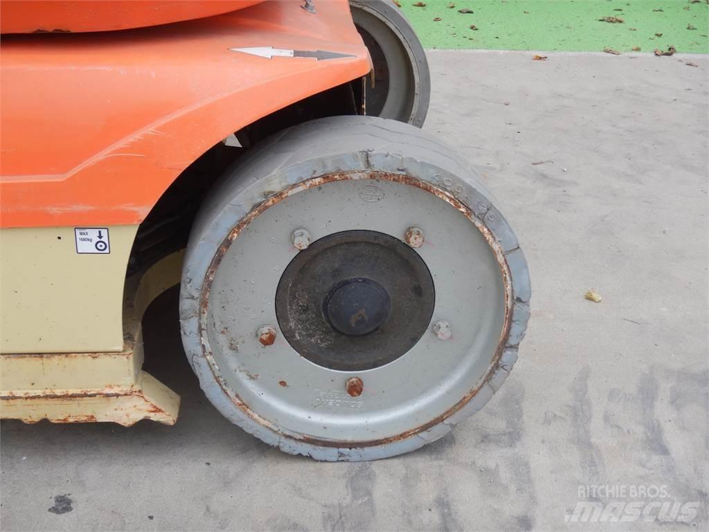 JLG Toucan 10E Used Personnel lifts and access elevators