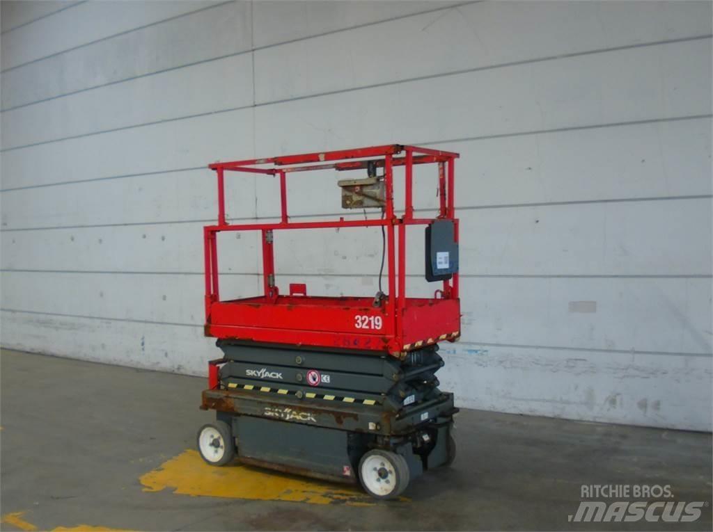 SkyJack SJ3219 Scissor lifts