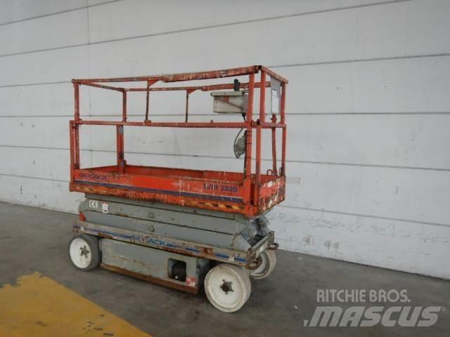 SkyJack SJ3220 Scissor lifts