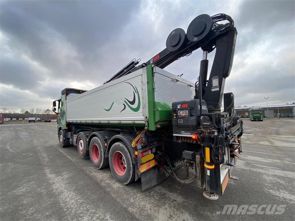 Volvo FH 8x4 Truck mounted cranes