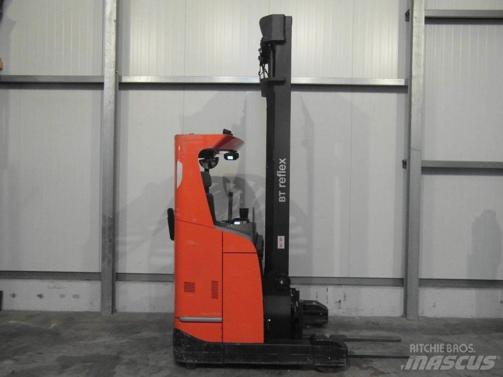 BT RRE140E Reach truck
