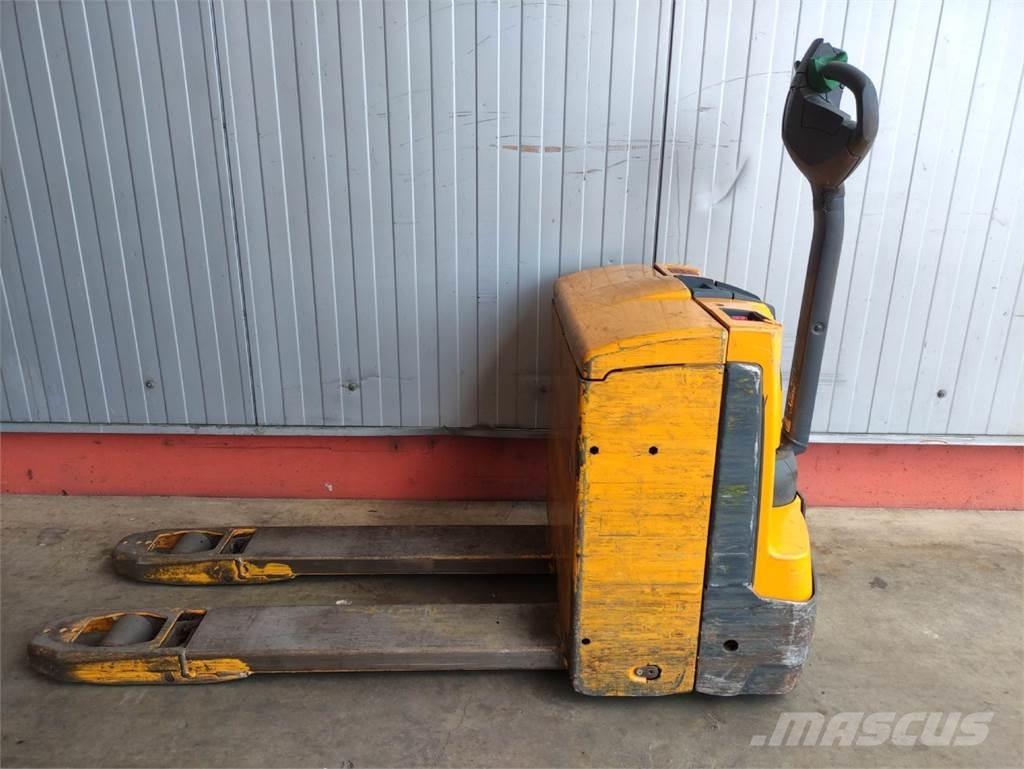 Jungheinrich EJE 116 Low lifter