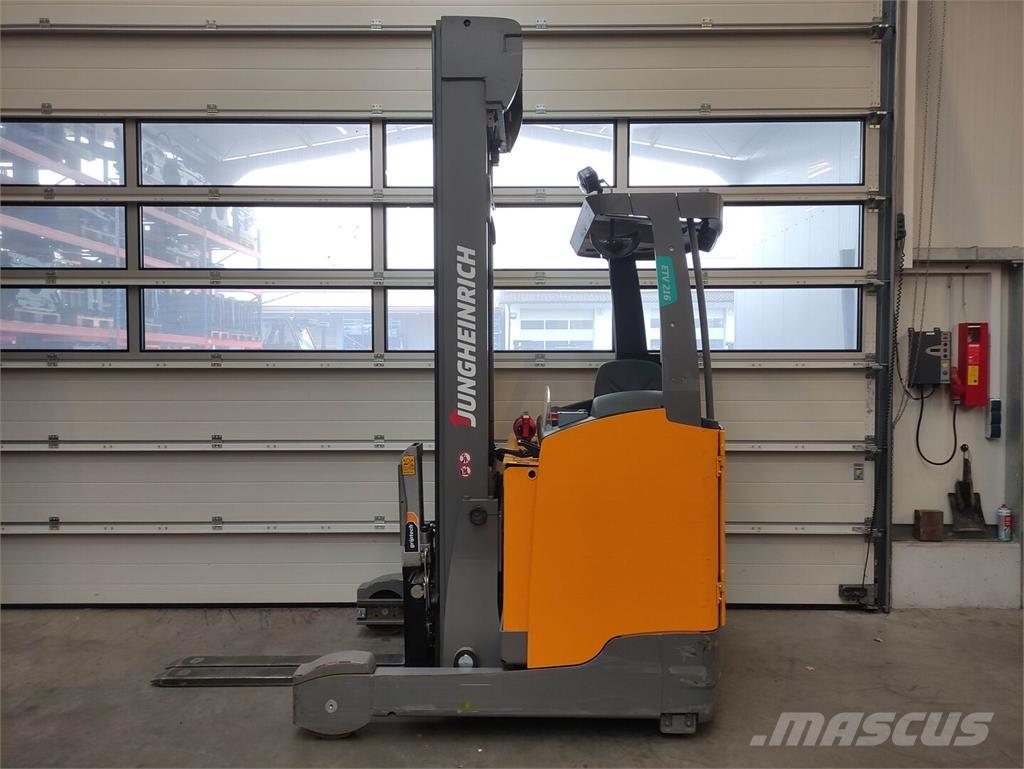 Jungheinrich ETV 216 Reach truck