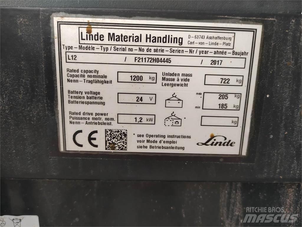 Linde L12 Pedestrian stacker