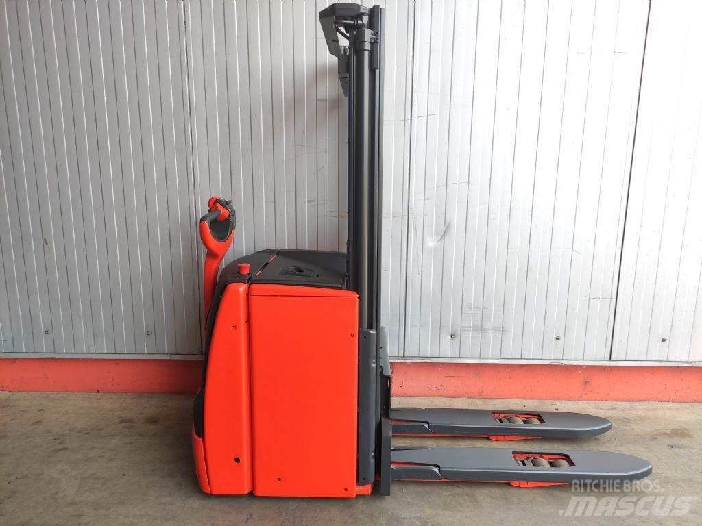 Linde L14i Pedestrian stacker