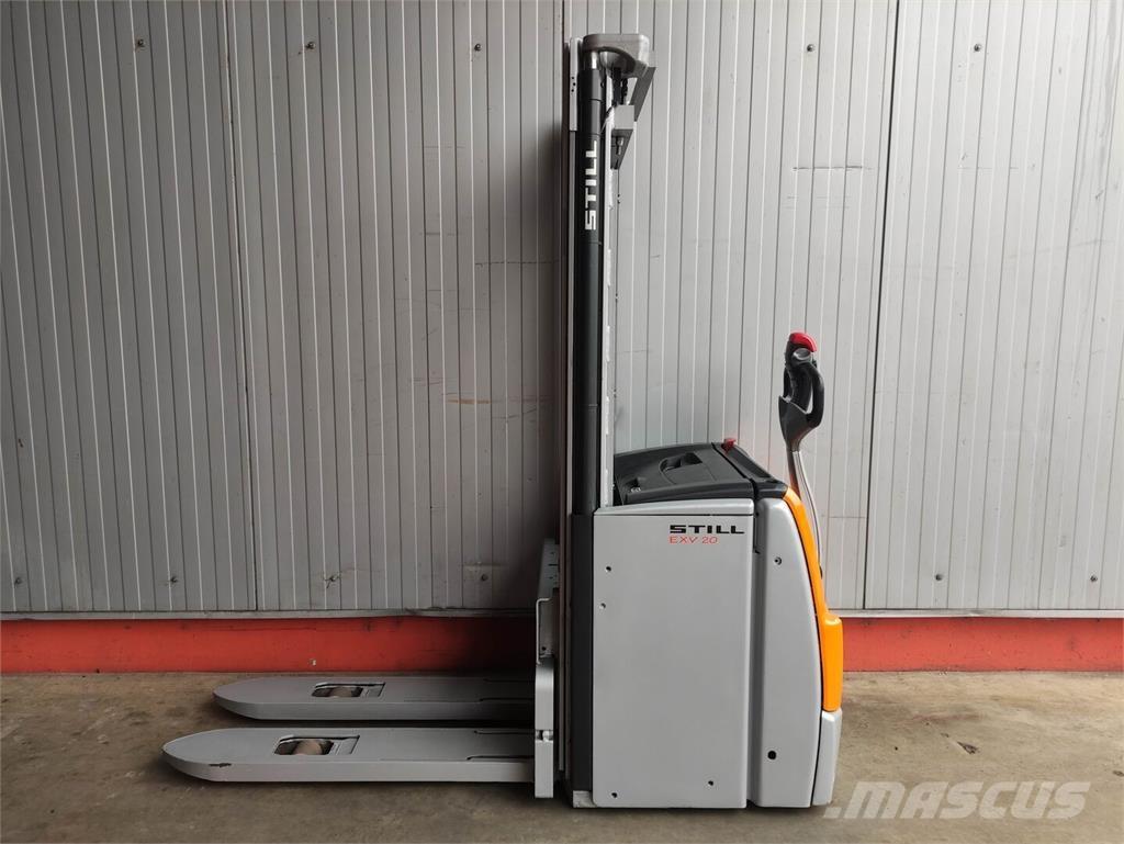 Still EXV 20 (LACK NEU) Pedestrian stacker