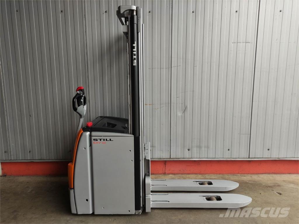 Still EXV 20 (LACK NEU) Pedestrian stacker