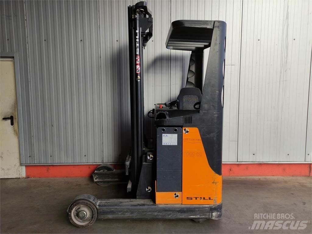 Still FM 12 Reach truck