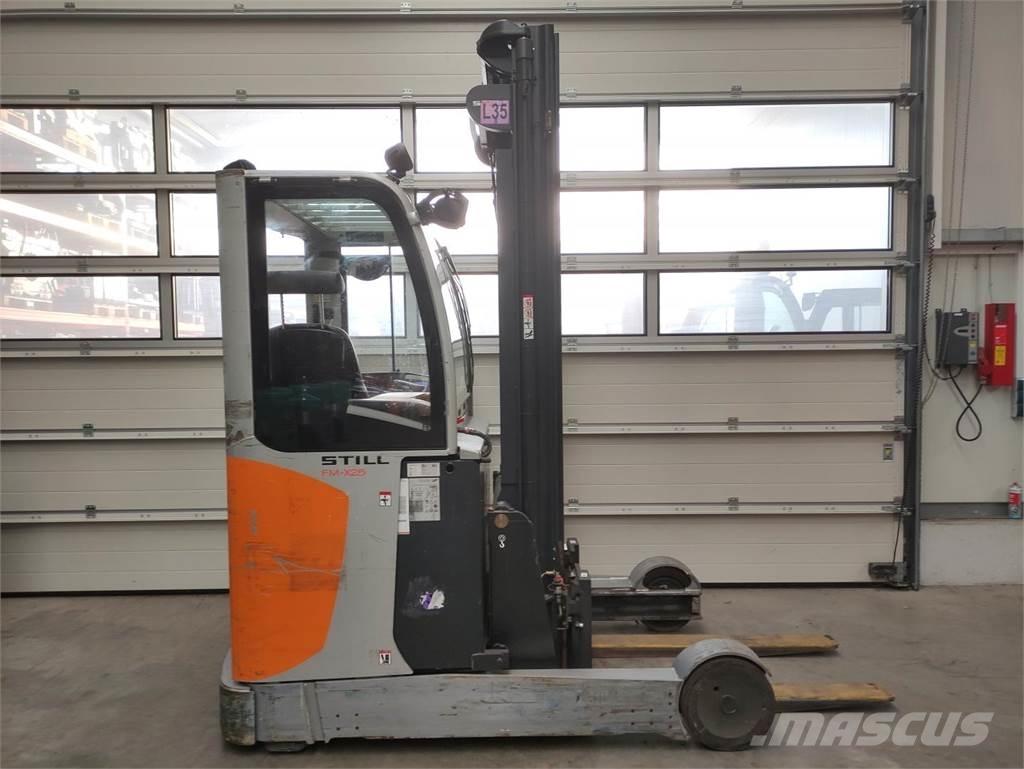 Still FM-X-25 Reach truck