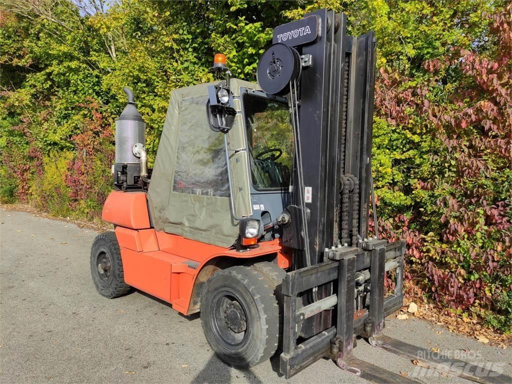 Toyota 50-5FD60 Diesel trucks